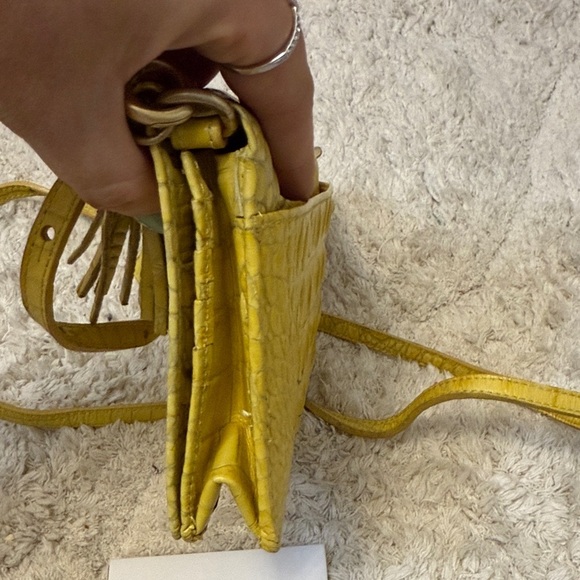 🐊Brahmin Yellow Croc-Embossed Crossbody Bag - Picture 9 of 10